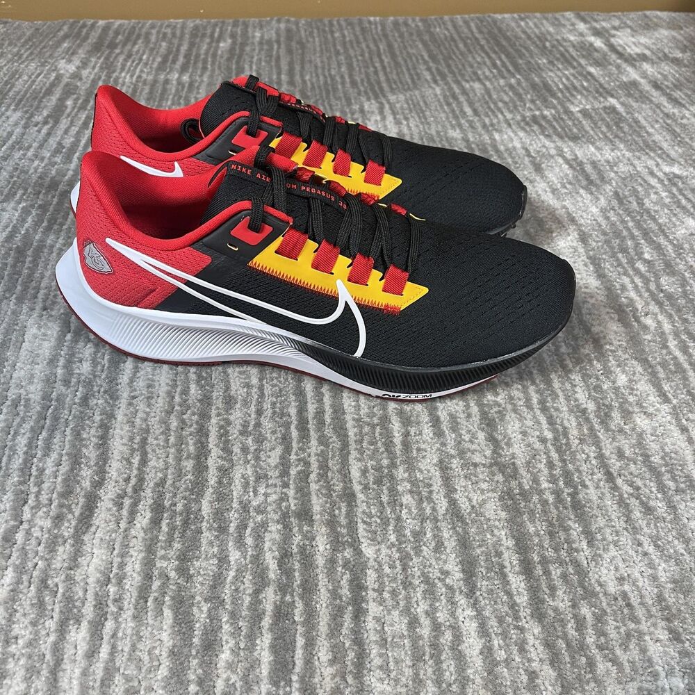 Kansas City Chiefs Shoes Mens 11 Black NFL Football Nike Air Zoom Pegasus 38